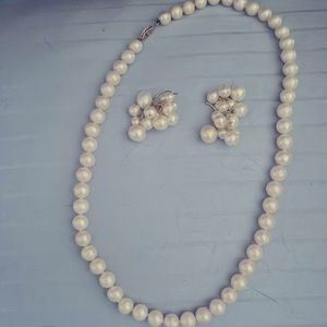 fine 14k Yellow Gold Akoya Pearl Grapes choker & earrings set